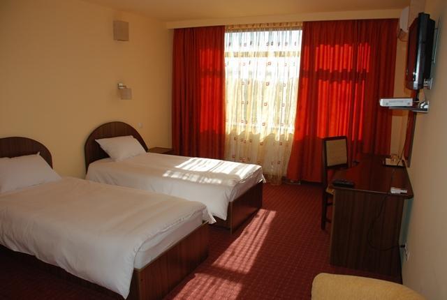 Hotel Coliseum Calafat Pokoj fotografie